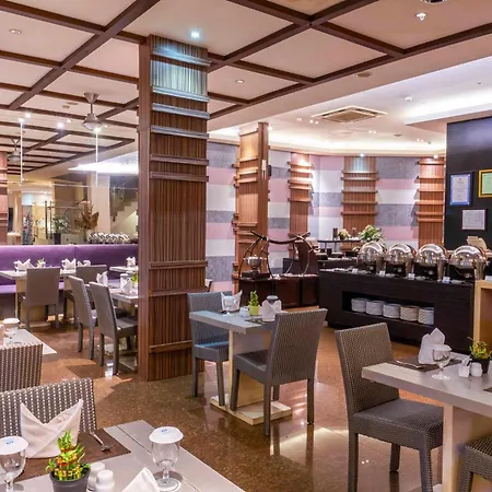 Solaris Hotel Malang-3