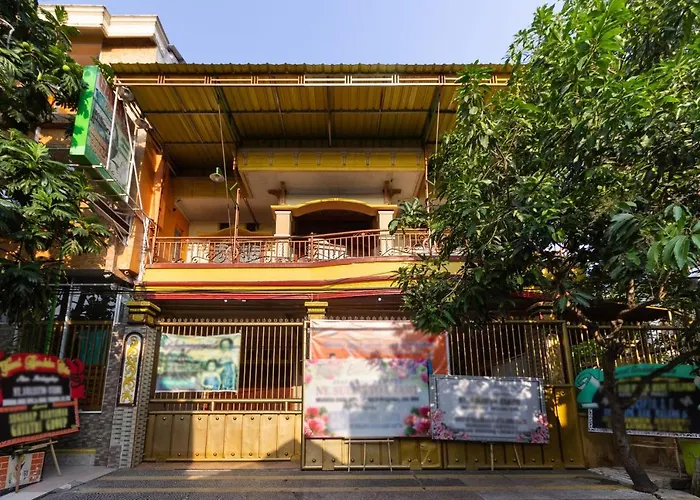 Homestay Gayatri Sawojajar RedPartner Malang